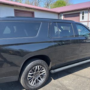 CHEVROLET SUBURBAN Z71 - 9