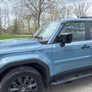 TOYOTA LAND CRUISER - 2