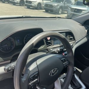 2019 Hyundai ELANTRA SE — миниатюра 35