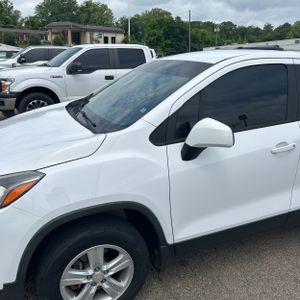 CHEVROLET TRAX LS - 2