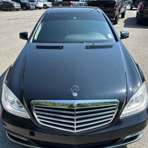 صورة 15 لـ 2013 Mercedes-BENZ S-CLASS