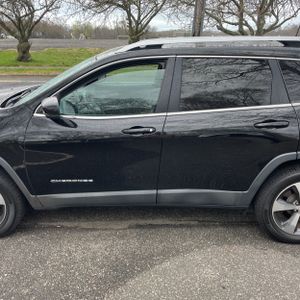 JEEP CHEROKEE LIMITED - 4