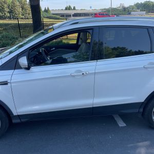 FORD ESCAPE TITANIUM - 4