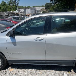 CHEVROLET EQUINOX LS - 4