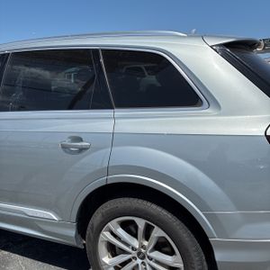 صورة 6 لـ 2025 AUDI Q7 PREMIUM PLUS