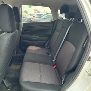 2016 Mitsubishi OUTLANDER SPORT 2.4 SE thumbnail 34