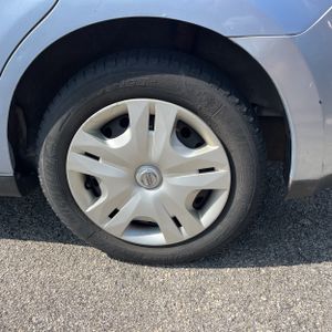 2011 Nissan VERSA 1.8S thumbnail 18