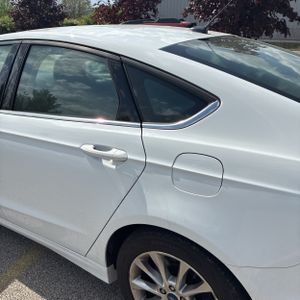 FORD FUSION HYBRID SE - 6