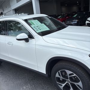 2025 Mercedes-BENZ GLC 缩略图 13