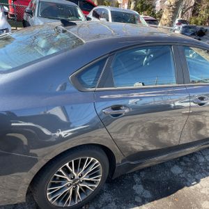 KIA FORTE GT-LINE - 8