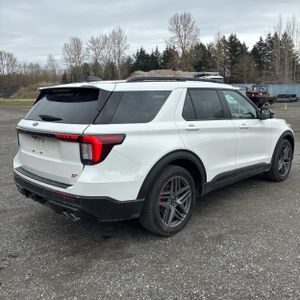 FORD EXPLORER ST - 8