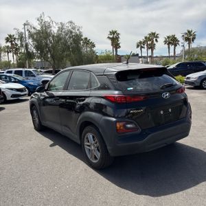 HYUNDAI KONA SE - 5