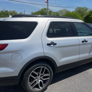 FORD EXPLORER SPORT - 9