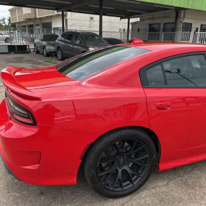 DODGE CHARGER SRT HELLCAT - 9