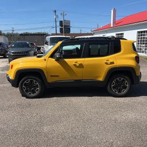 JEEP RENEGADE TRAILHAWK - 3