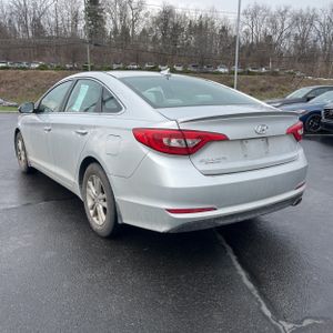 HYUNDAI SONATA SE - 5