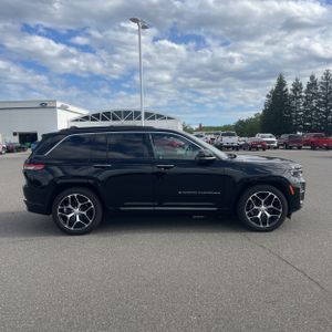 JEEP GRAND CHEROKEE 4XE SUMMIT RESERVE - 10