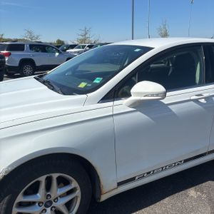 FORD FUSION SE - 2