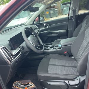صورة مصغرة 32 لـ 2025 KIA SORENTO LX