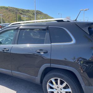 JEEP CHEROKEE LIMITED - 6