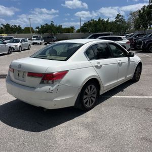 HONDA ACCORD EX-L - 8