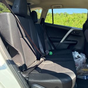 صورة مصغرة 35 لـ 2016 Toyota RAV4 LE