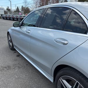 MERCEDES-BENZ C-CLASS - 6