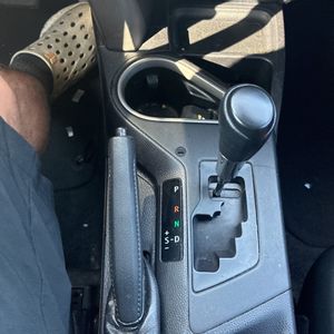 صورة 63 لـ 2017 Toyota RAV4 LE