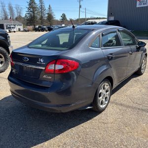 FORD FIESTA TITANIUM - 6