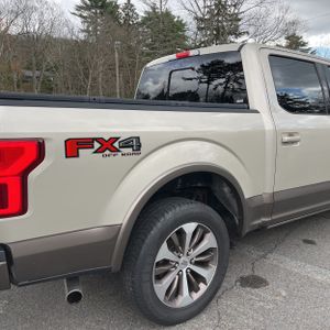 FORD F-150 KING RANCH - 9