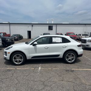 2019 Porsche MACAN BASE — фото 3