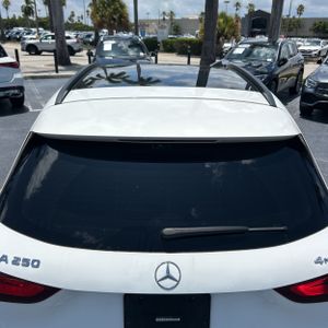 2021 Mercedes-BENZ GLA thumbnail 16