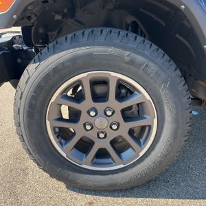 صورة مصغرة 17 لـ 2021 JEEP GLADIATOR OVERLAND