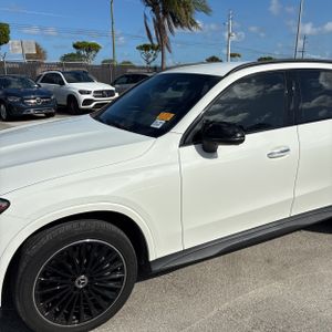 MERCEDES-BENZ GLC - 2