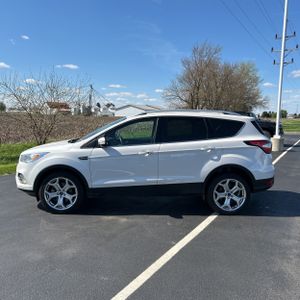 FORD ESCAPE TITANIUM - 3