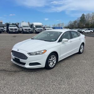 FORD FUSION SE - 1