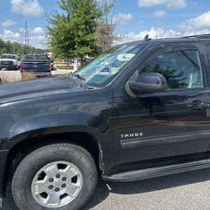 2014 Chevrolet TAHOE LT 照片 2