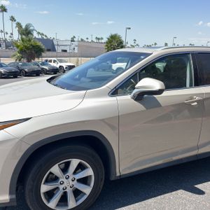 2017 Lexus RX 350 BASE — фото 2