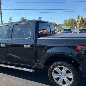 FORD F-150 XLT - 6