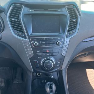 2017 Hyundai SANTA FE SE 照片 34