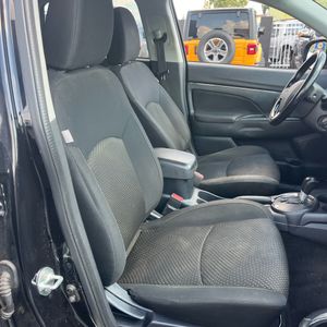 2016 Mitsubishi OUTLANDER SPORT 2.0 ES 照片 33