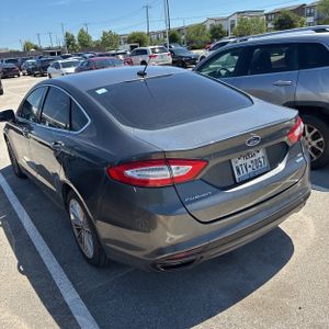 FORD FUSION SE - 3