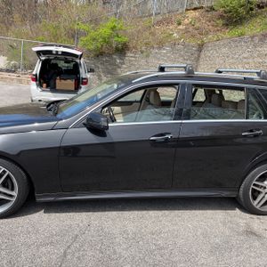 MERCEDES-BENZ E-CLASS - 4