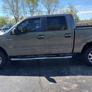 FORD F-150 XL - 4