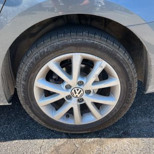 صورة 18 لـ 2013 Volkswagen JETTA SE