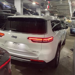 Jeep Grand Cherokee L Laredo - 8