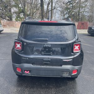 JEEP RENEGADE TRAILHAWK - 7