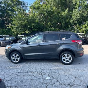 FORD ESCAPE SE - 3