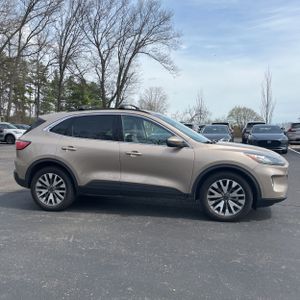 FORD ESCAPE TITANIUM - 10