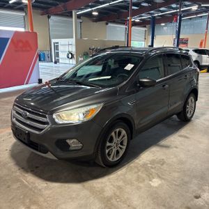 FORD ESCAPE SE - 1